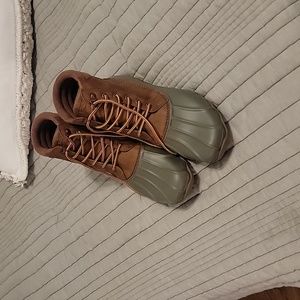 Brand New Sperry Duck Boots
